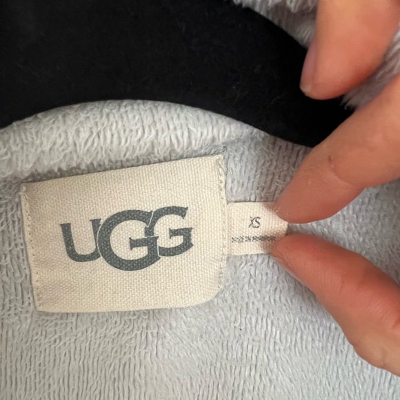 Cozy Grey UGG Robe - Picture 2 of 4